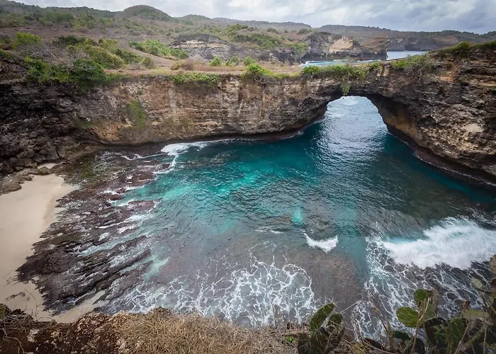 Penida Krusty Hill By Ecommerceloka