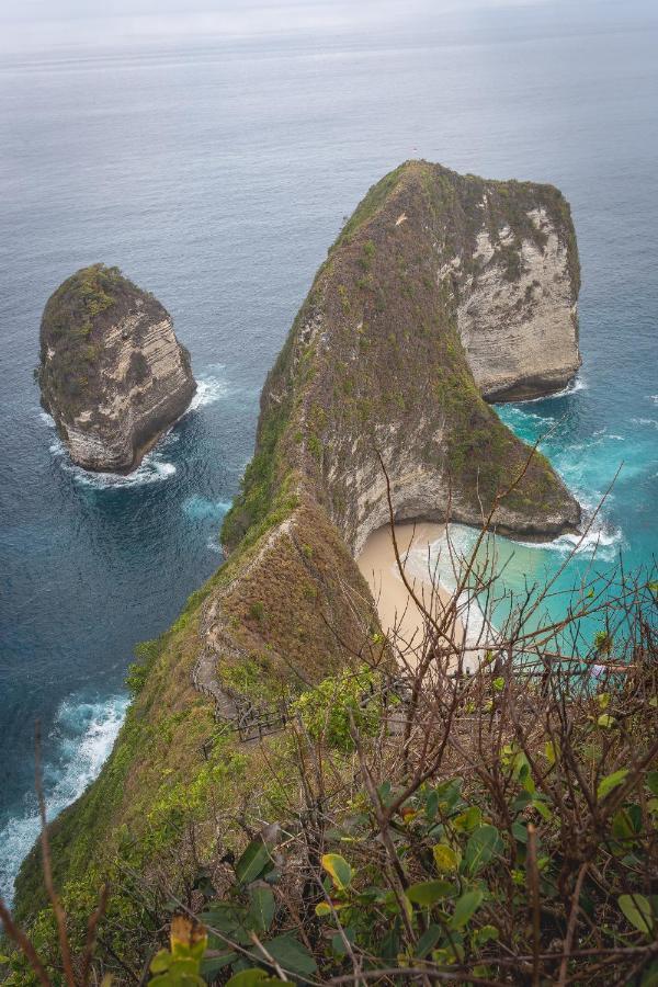 Penida Krusty Hill By Ecommerceloka